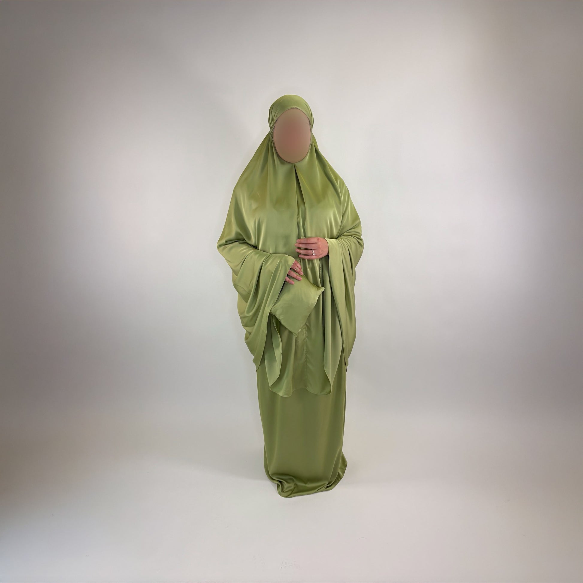 Elegant satin prayer set suitable for travel